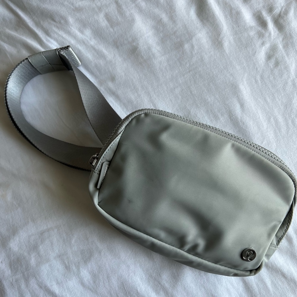 Gray Lululemon Everywhere Belt Bag